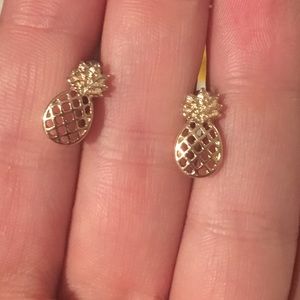 Good pineapple earrings